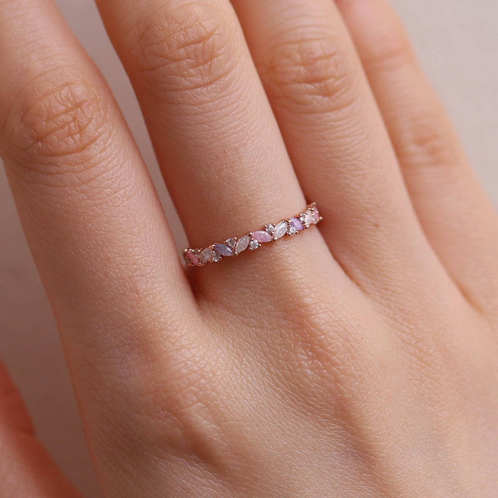 Colourful Cubic Ring